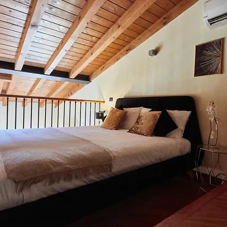 Luxury Design Loft - Piazza Pontida 아파트